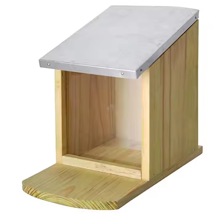 Solid Pine Wooden Wild Garden Squirrel Feeder